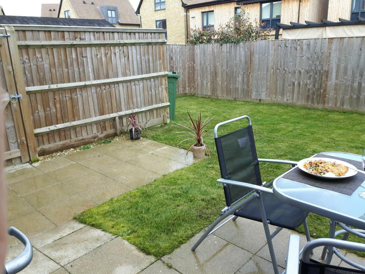 Bed and Breakfast Lavi'S House-East Milton Keynes Exterior foto